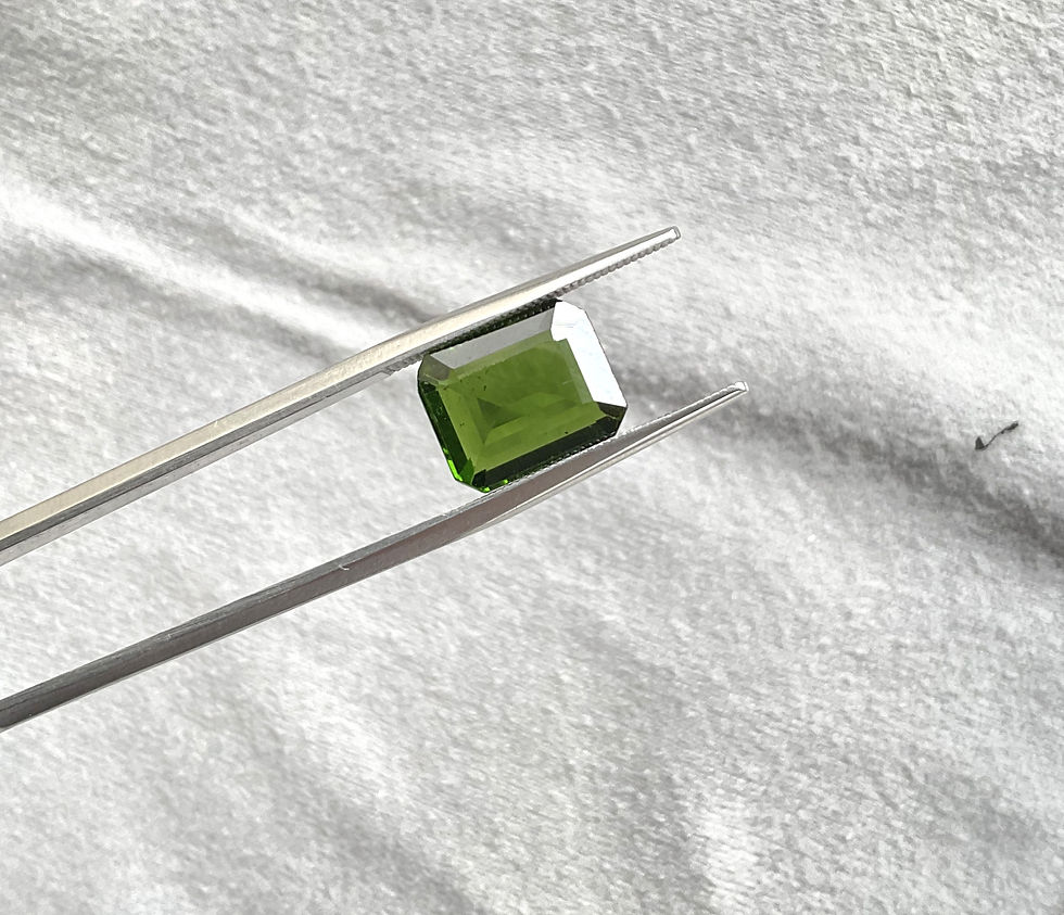 Miniatura: 4.80 carats green Tourmaline octagon Faceted cut stone Top Quality Natural gem