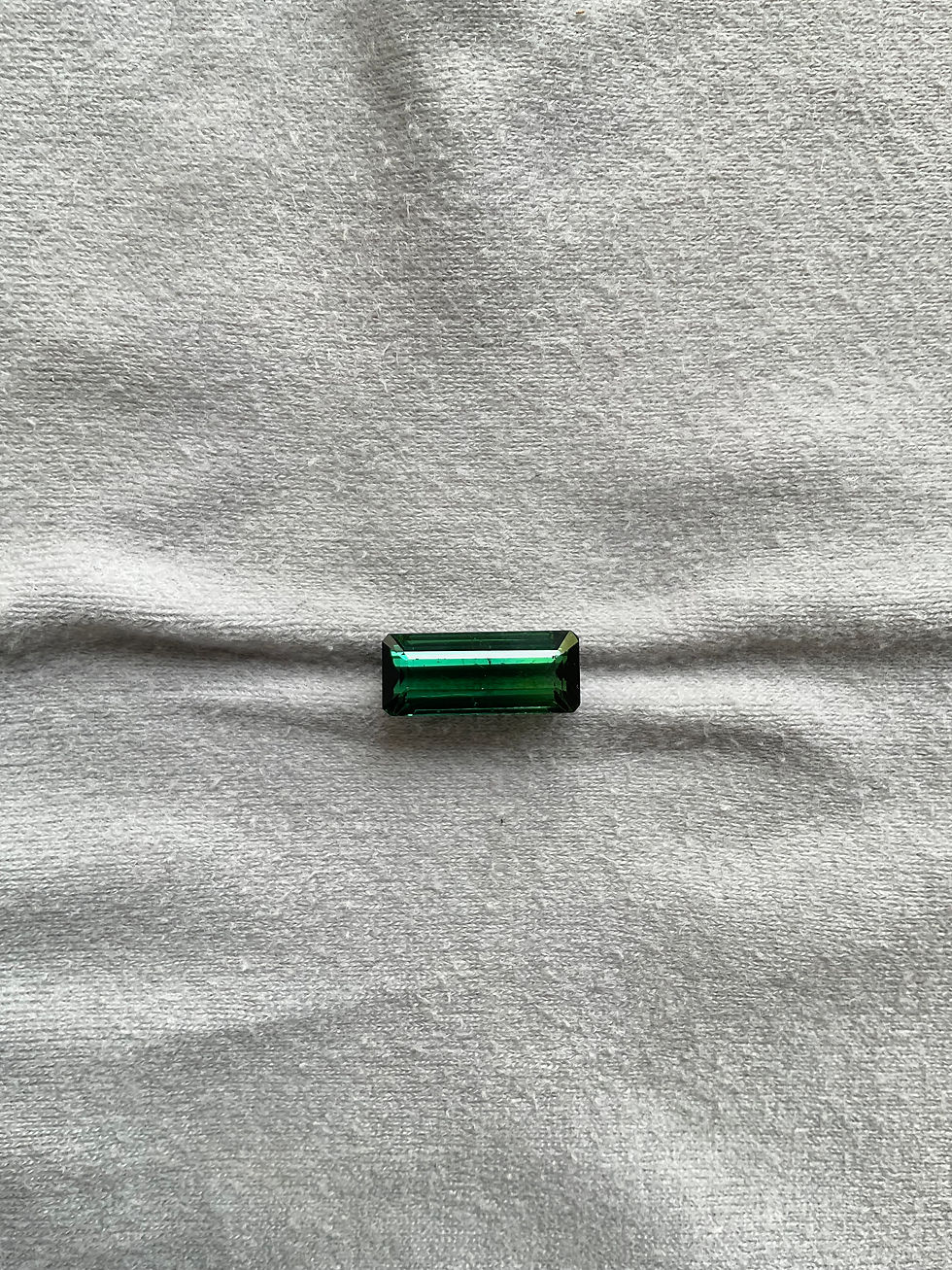 サムネイル： 6.97 carats green Tourmaline octagon Faceted cut stone Top Quality Natural gem