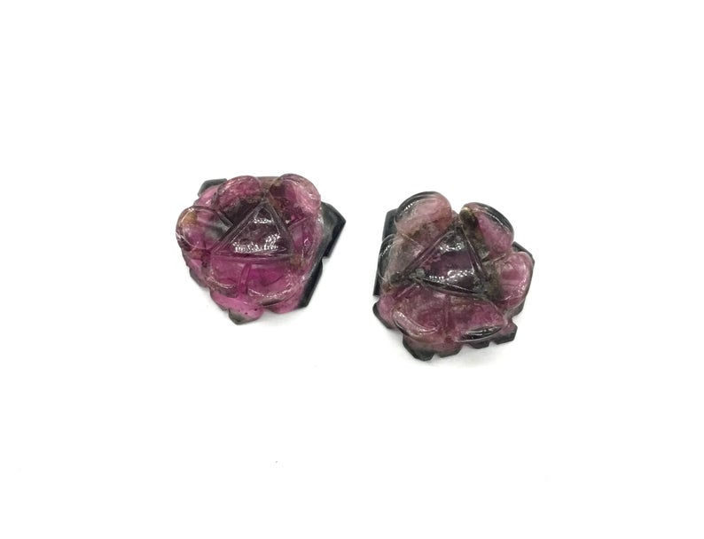 Miniatura: Multi Tourmaline antique Carving Shape AAA + Quality Natural Gemstone 31.20 Ct