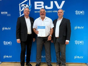 Hohe Ehrung für TuS-Judoka Bernd Röder!