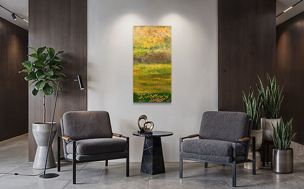 Emerald Streams, abstraktes Mixed Media Original auf Canvas in Grün-, Gelb-, Braun-, Weiss- und Rottönen, 60 x 120 cm, 2025, von Tanja Reichmuth, tcr-art.ch.