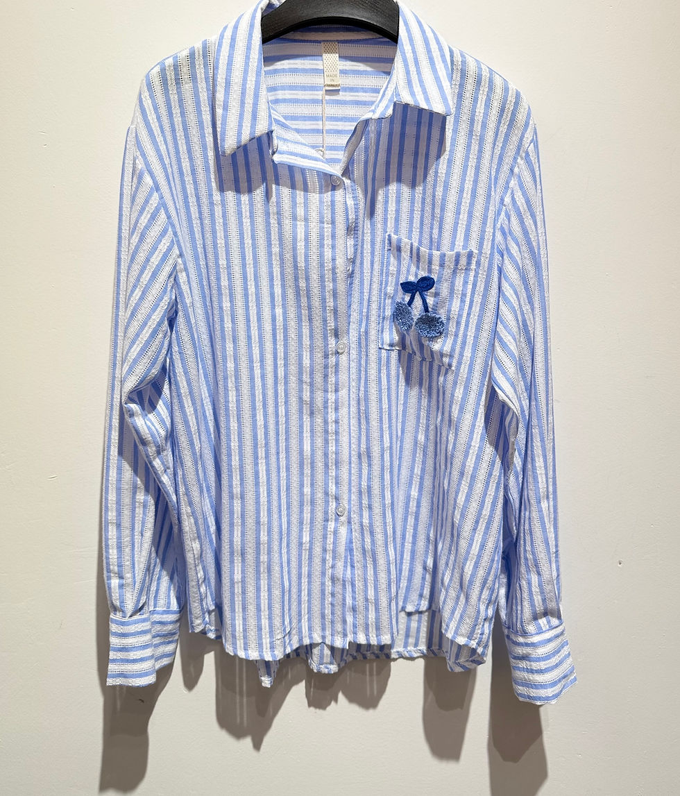 Miniature : Chemise avec cerise et maille en broderie