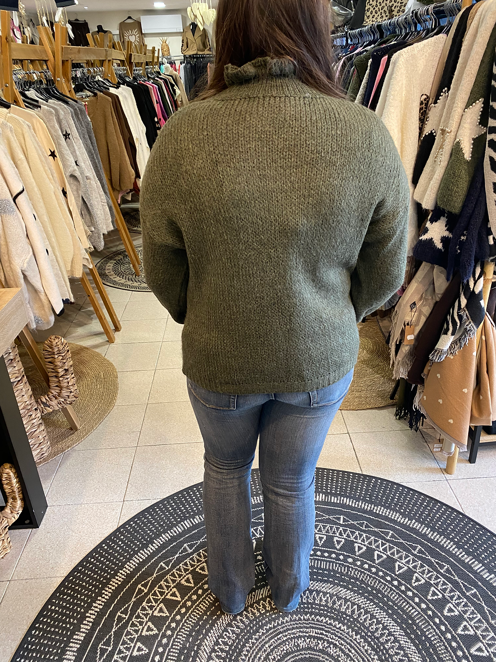 Miniature : Pull avec col et manches volants