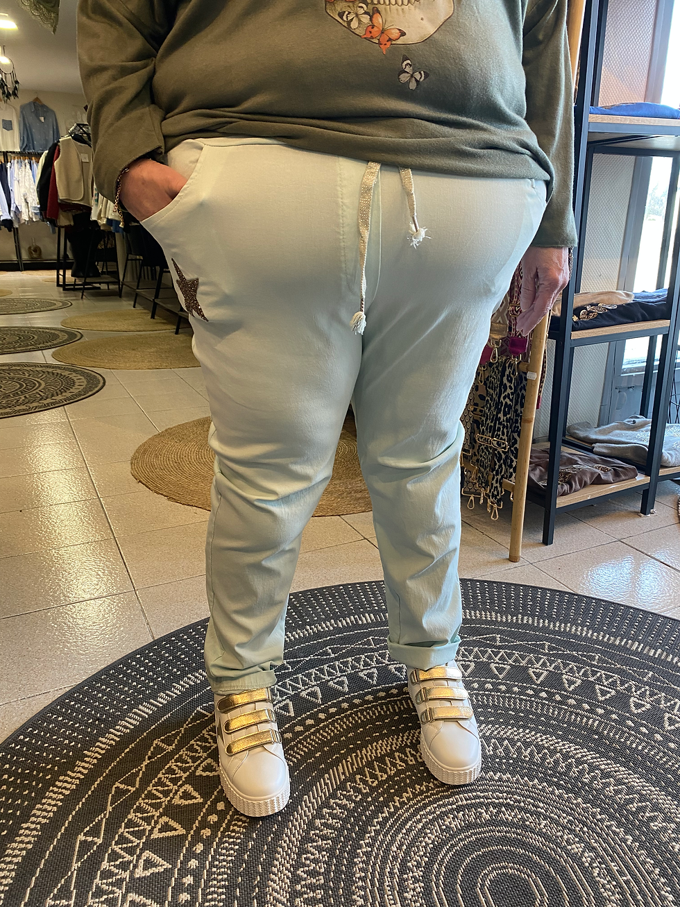 Miniature : Pantalon jogging avec étoile à strass grandes tailles 