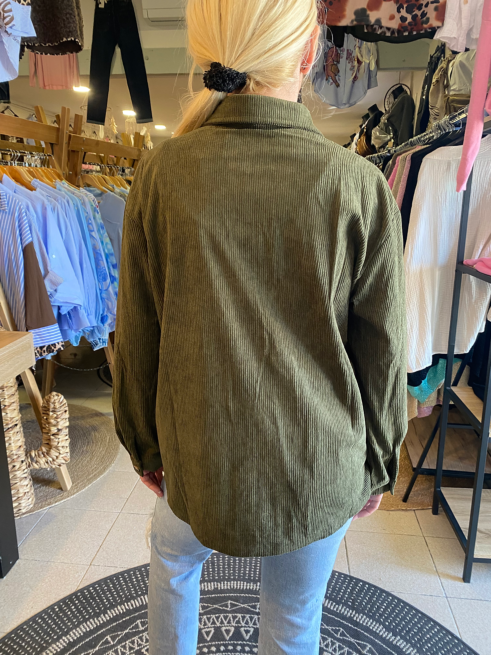 Miniature : Chemise en velours côtelé 