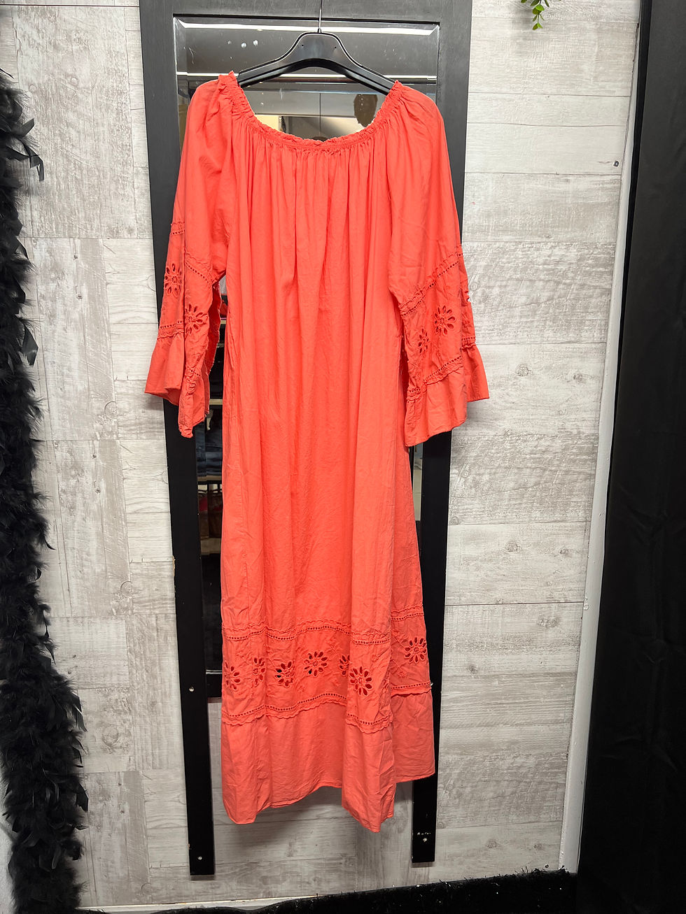 Miniature : Robe longue avec broderie 