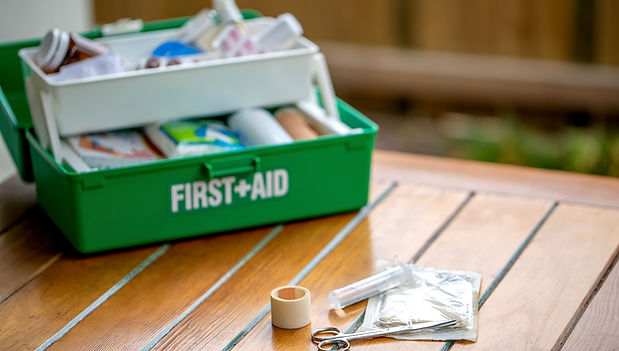 opened-first-aid-kit-on-wooden-table-2026-03-16-06-07-04-utc-1-6a01a7df03b90.jpg