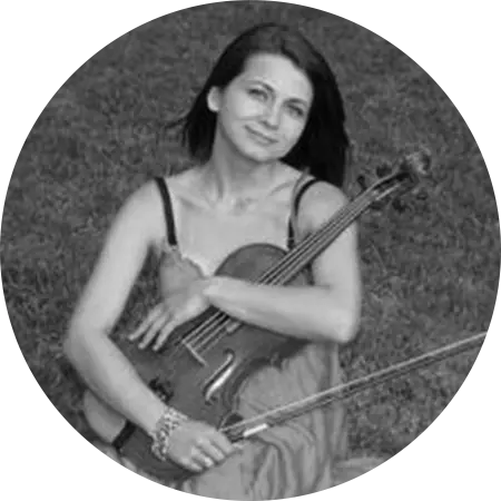 Mihaela Moscalu_bw copy.webp