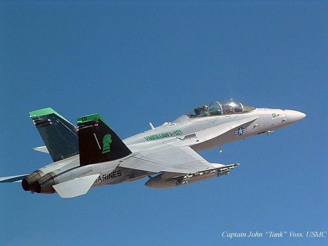 Le Corps des Marines prépare le retrait des F/A-18 « Hornet » !