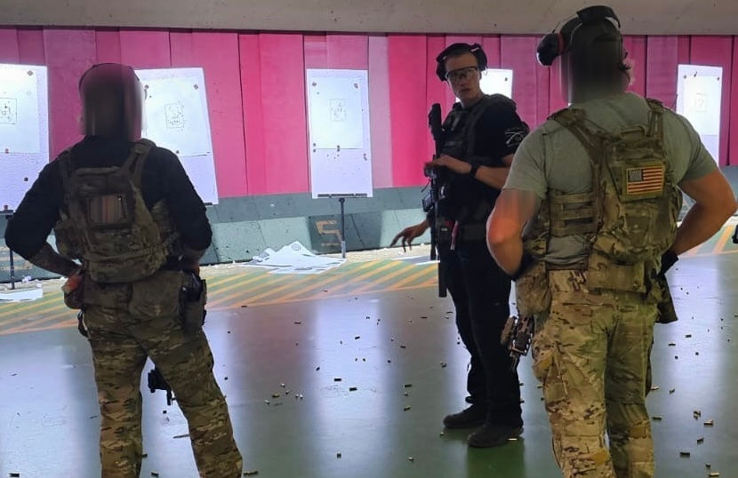 Instruction au tir professionnel à l'occasion d'un échange international