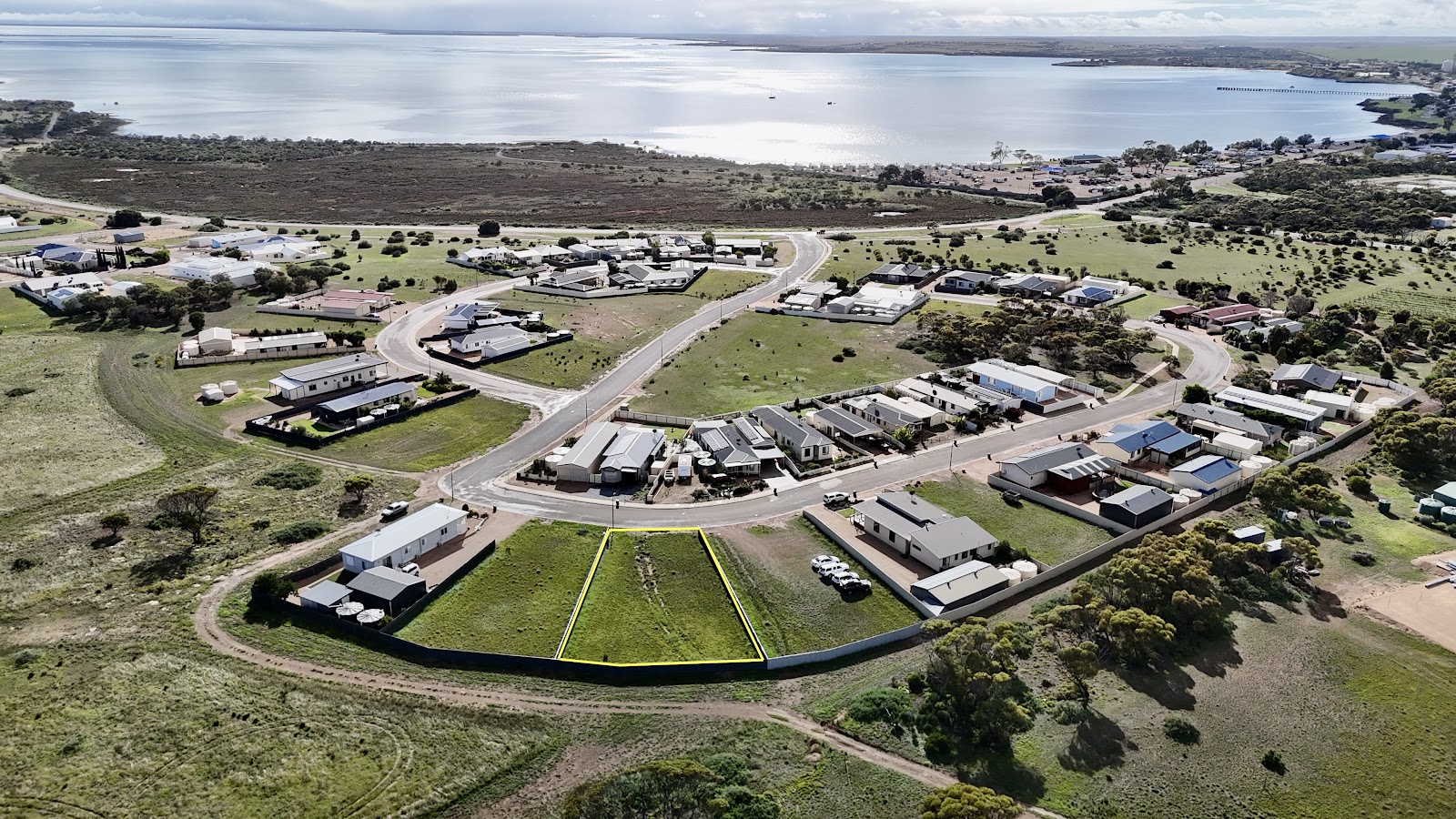 33 Wharff Street, Streaky Bay LARGE ALLOTMENT IN POPULAR LOCATION SA, Streaky Bay Large Allotment In Popular Location - Image 1