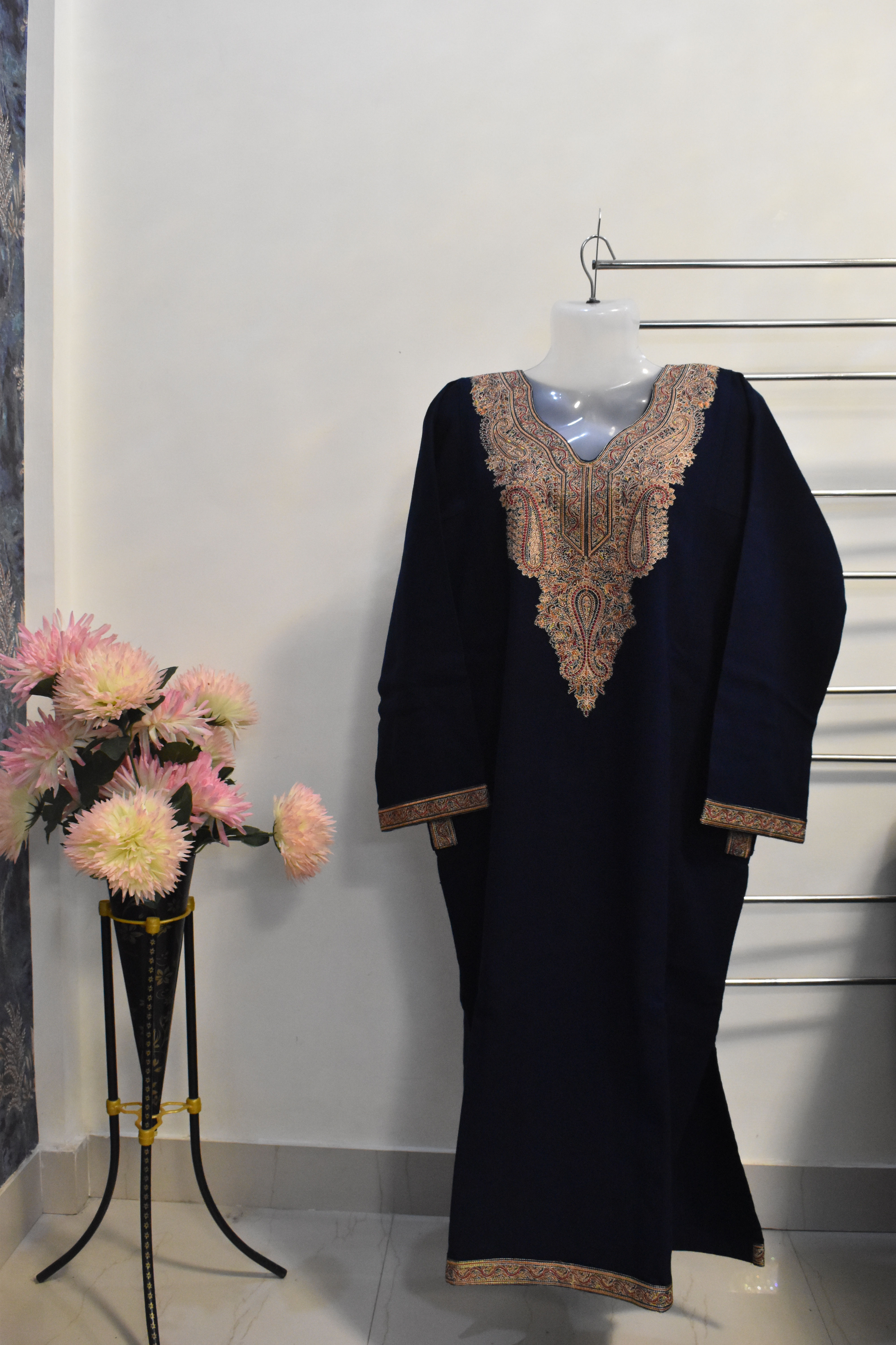 Kashmiri Pheran: Blue (Thin Embroidery)