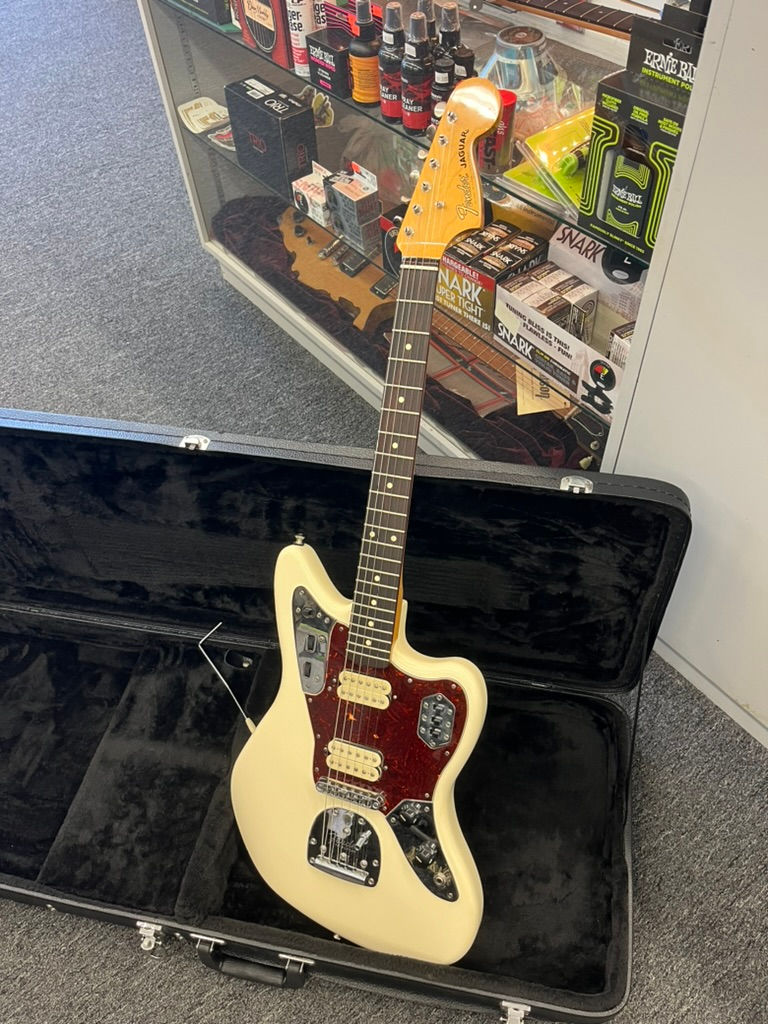Thumbnail: Fender HH Special Jaguar with hardcase SOLD