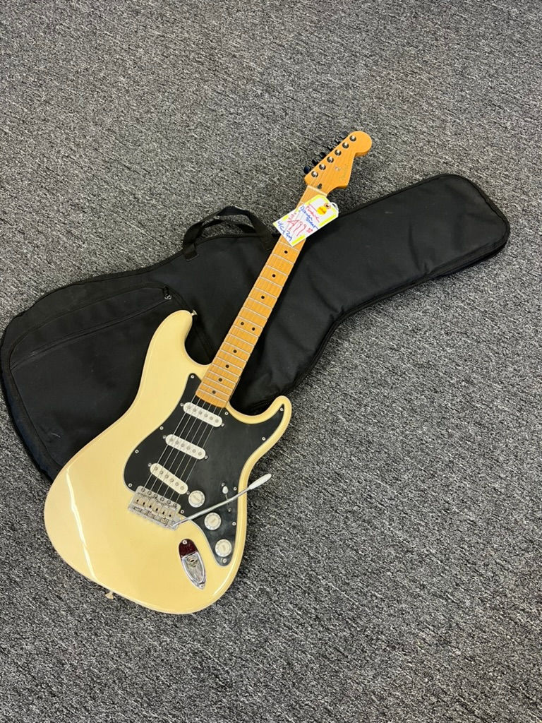 Thumbnail: Fender Mexican Standard Strat with gig bag and Locking Tuners SOLD