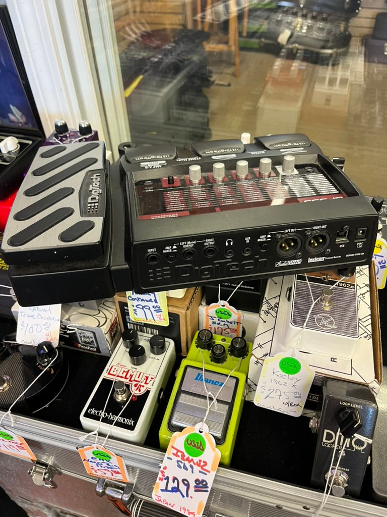 Thumbnail: Digitech BP355 Bass Effects Processor with adapter SOLD