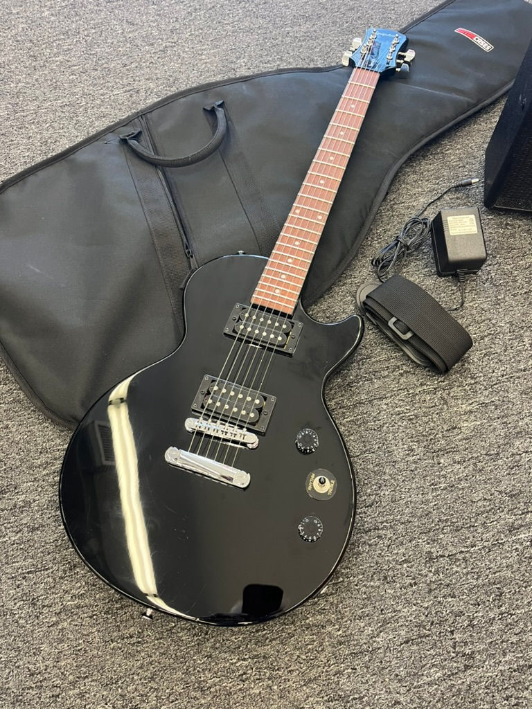 Thumbnail: Epiphone Special II Les Paul with gig bag AND AMP SOLD