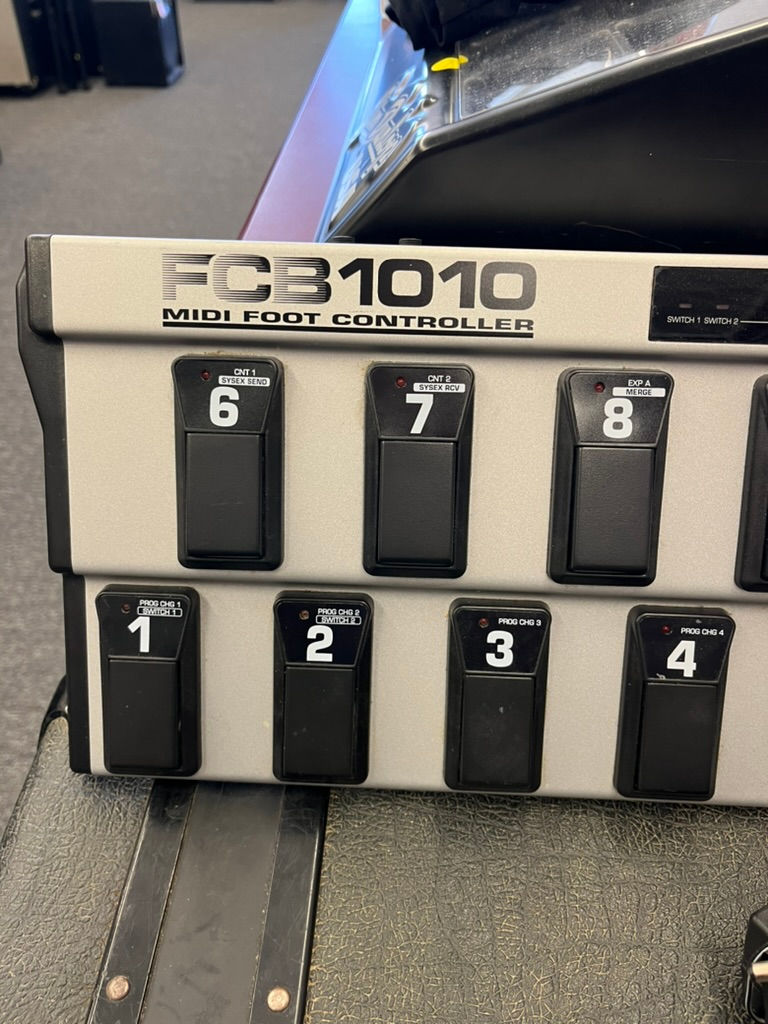 Thumbnail: Behringer FCB1010 Midi Foot Controller SOLD