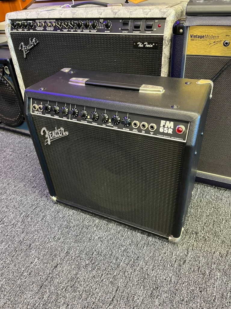 Fender FM65 65 Watt 1X12 Guitar Amp with Reverb Like New  reverm