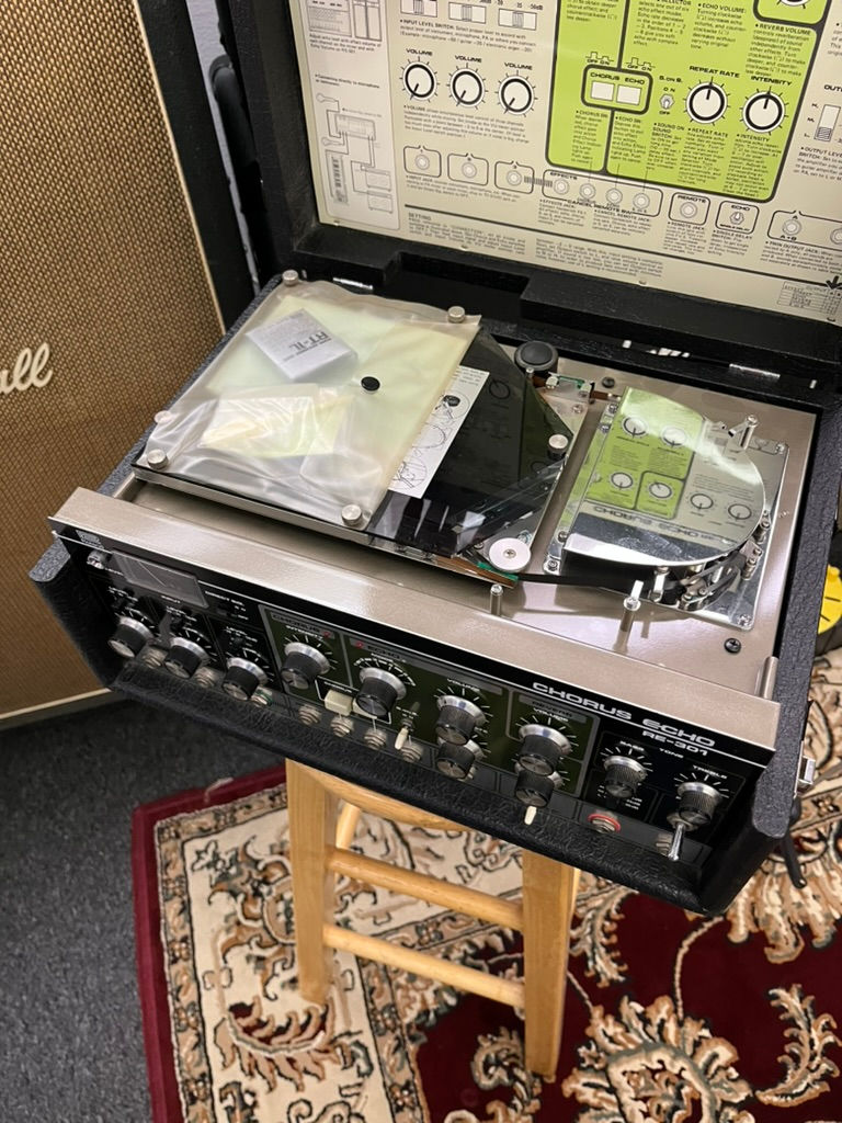 Thumbnail: Roland Chorus Echo RE301 Vintage Tape Model