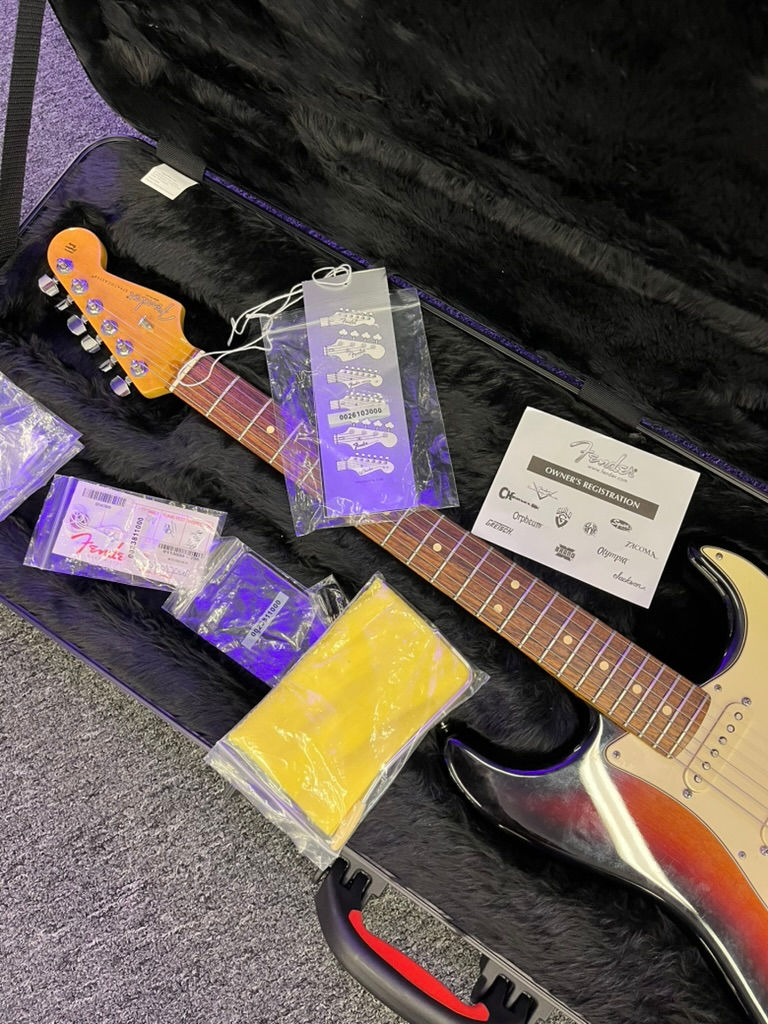 Thumbnail: Fender American Standard Strat 2016 with Hardcase SOLD
