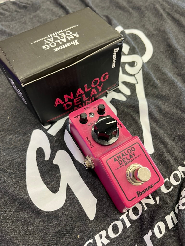 Ibanez Mini Analog Delay Pedal with box