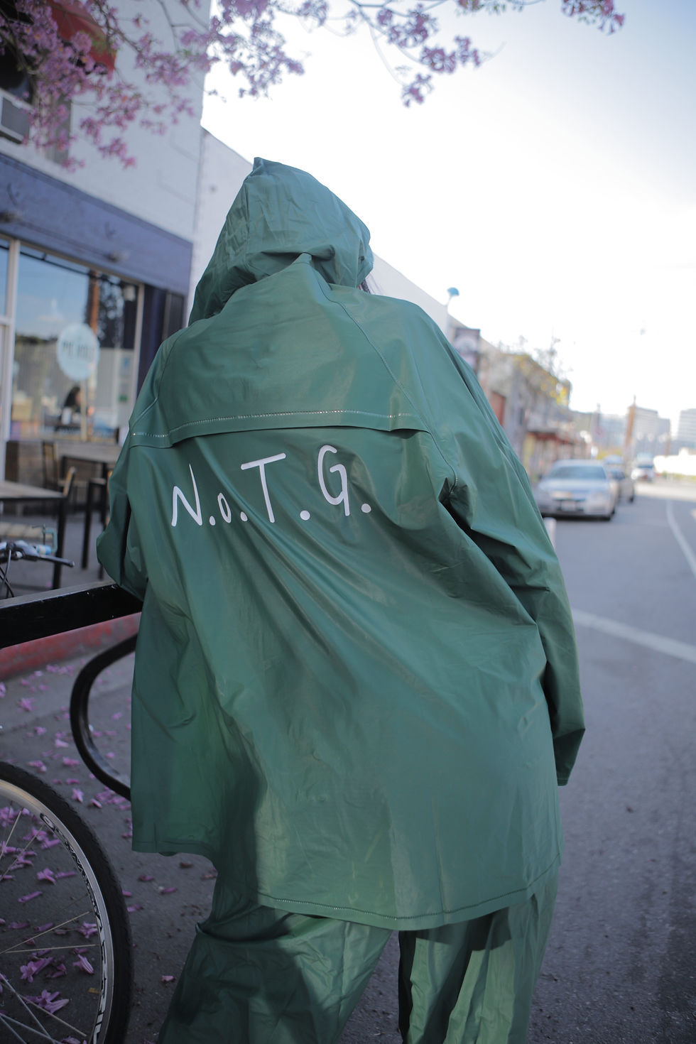 Thumbnail: The Baggy Joggersuit
