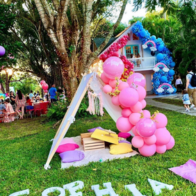 decoración con globos en fiesta infantil