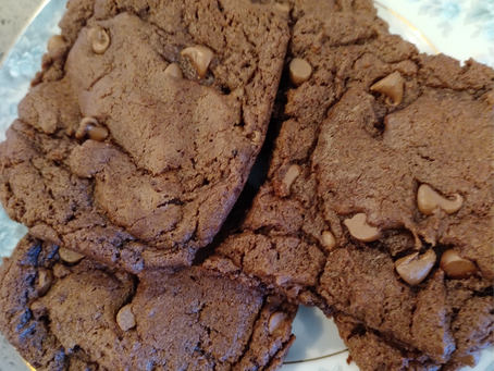 Chocolate peanut butter cookies