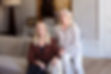 250603 Anette & Pauline tillsammans i soffan-AnetteNyberg(OwnYourBook)-LumeahPhotography-p