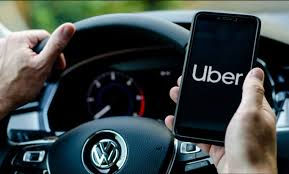 Aquí tienes una versión parafraseada del título: Uber contribuyó a descubrir la red de fraude a abuelos que transfirió más de US\$5 millones a RD
