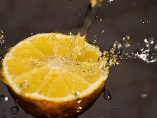 10 Benefits of Starting Your Day With Warm Water and Fresh Lemon Juice