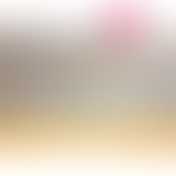 ••• Wees een regenboog in de wolk van iemand anders.