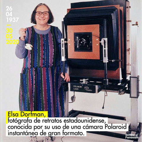 Elsa Dorfman, fotógrafa de retratos conocida por usar una Polaroid instantánea de gran formato.