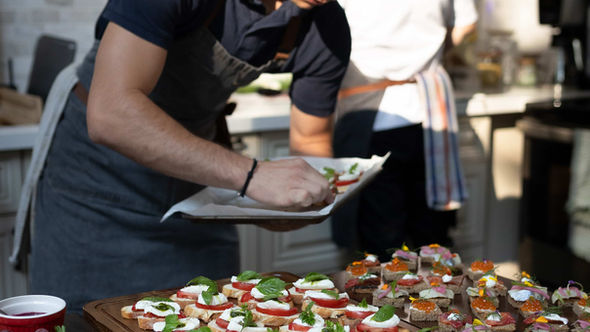 Appetizers and tapas menus with private chef with ThinkoFood catering