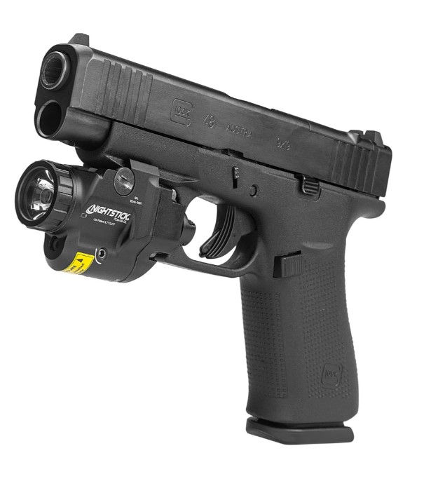 פנס עם ציין לייזר ירוק מיוחד לאקדחים תת-קומפקטיים עם מסילה קצרה,