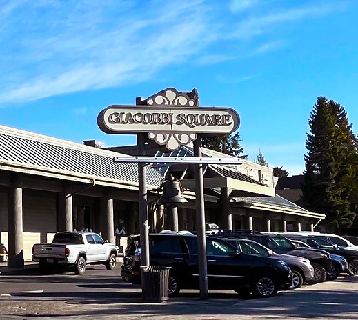 giacobbisquare.jpg new.jpg