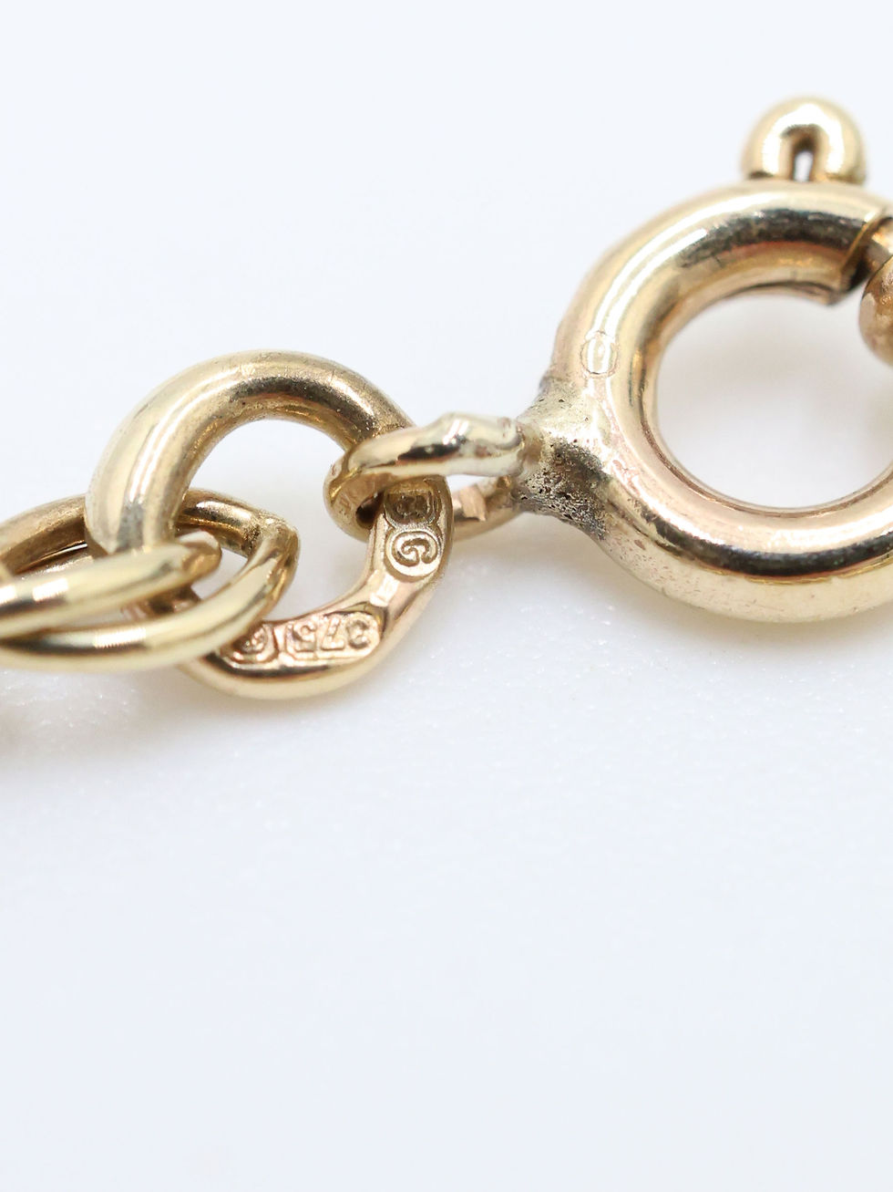 Thumbnail: 9ct Yellow Gold Prince of Wales Link Chain  25"