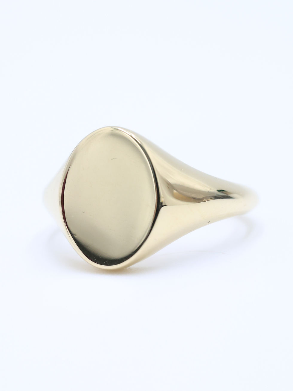 Thumbnail: 14ct Yellow Gold Plain Oval Signet Ring  Size O