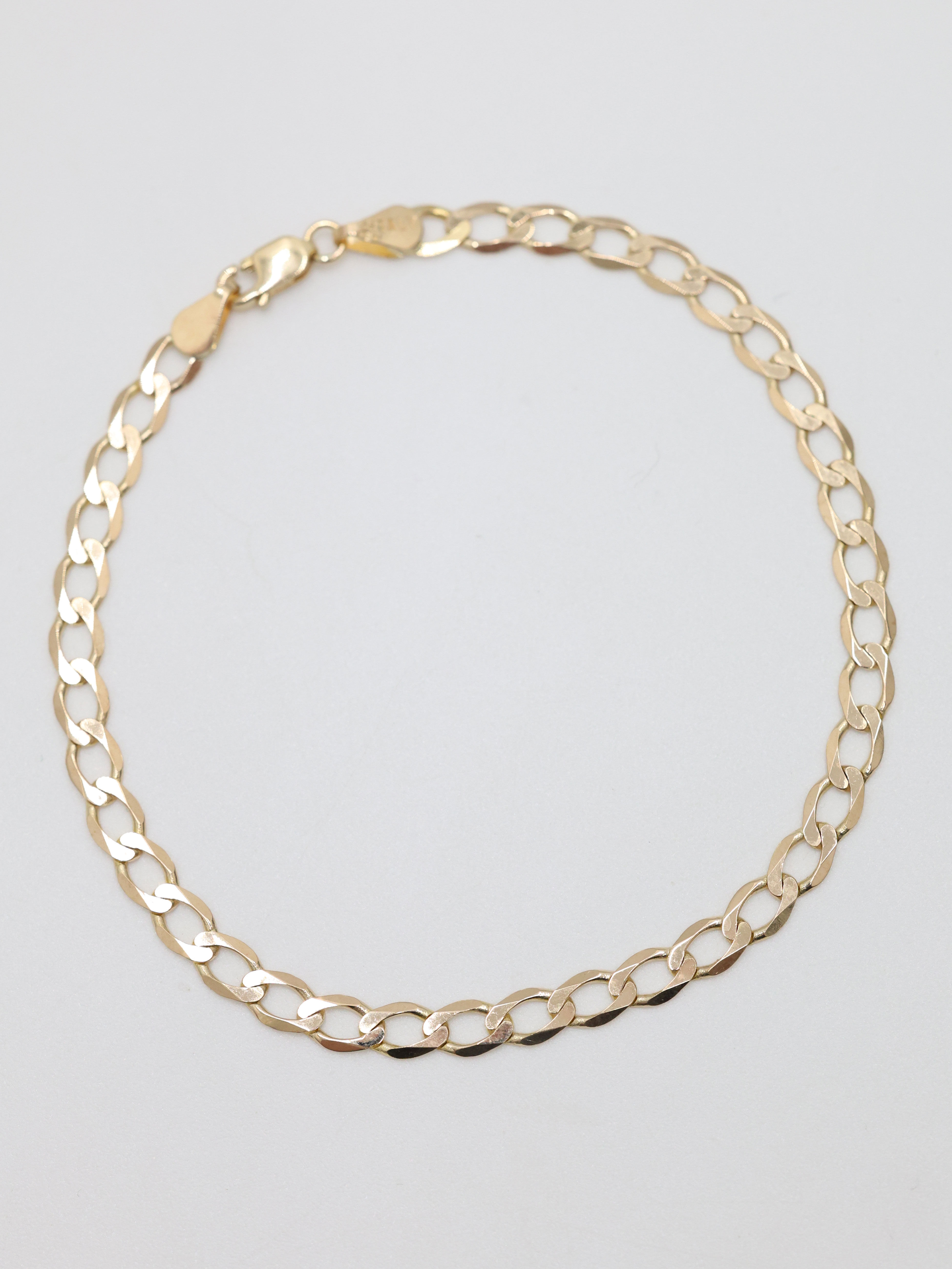 9ct Yellow Gold Curb Link Bracelet 7.25"