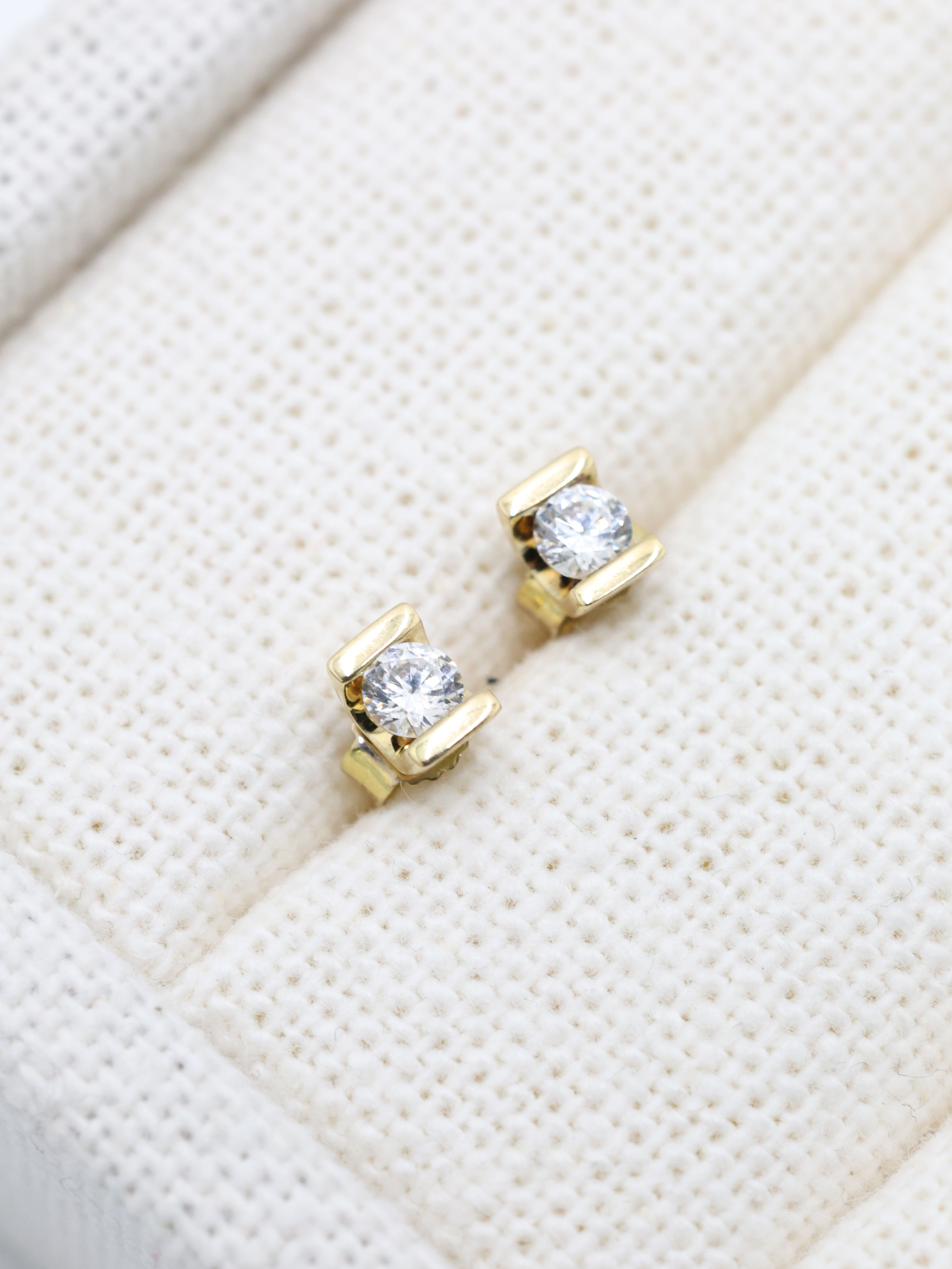 9ct Yellow Gold CZ Half Bezel Stud Earrings