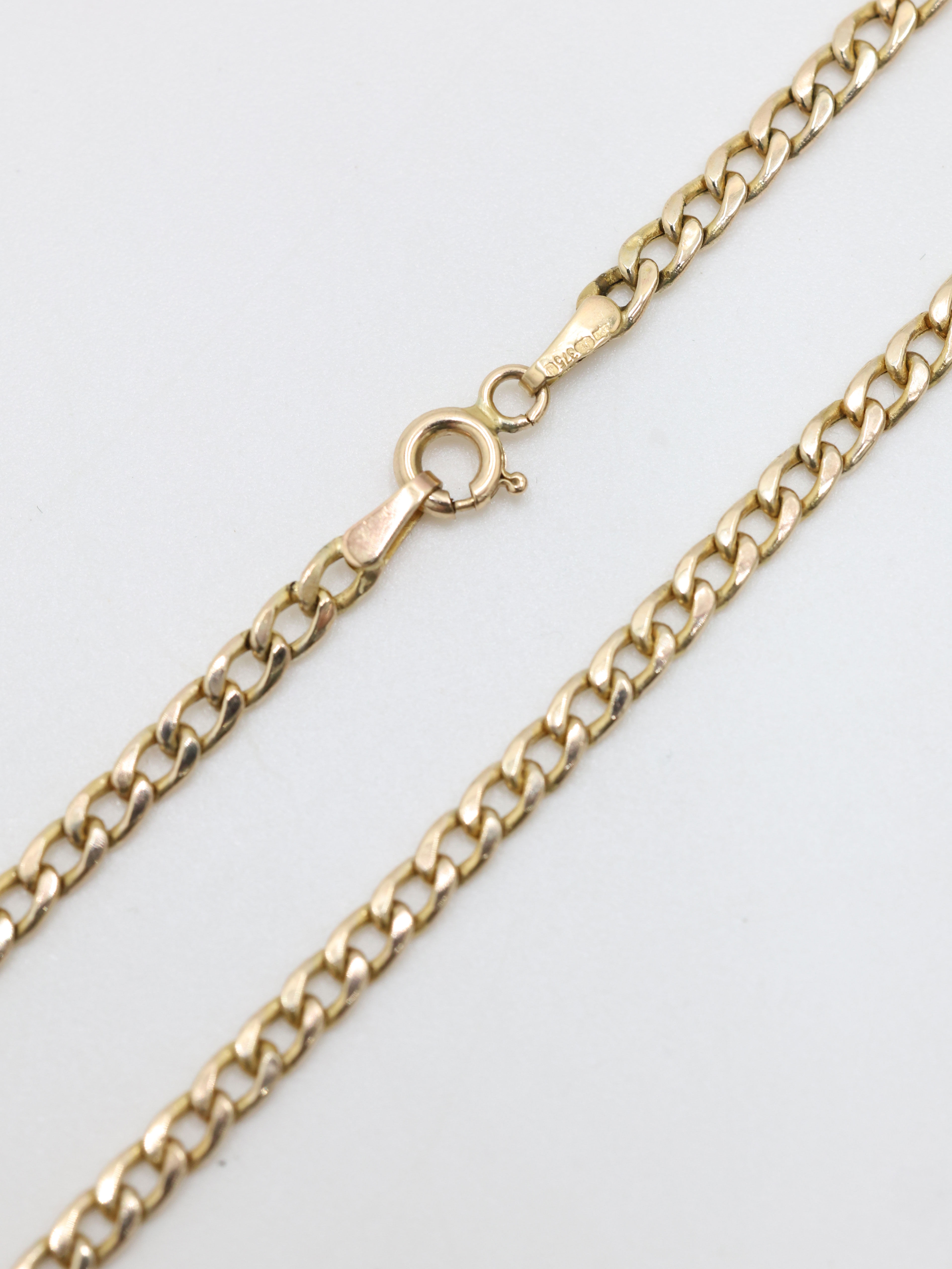 9ct Yellow Gold Hollow Curb Link Chain 18.5"