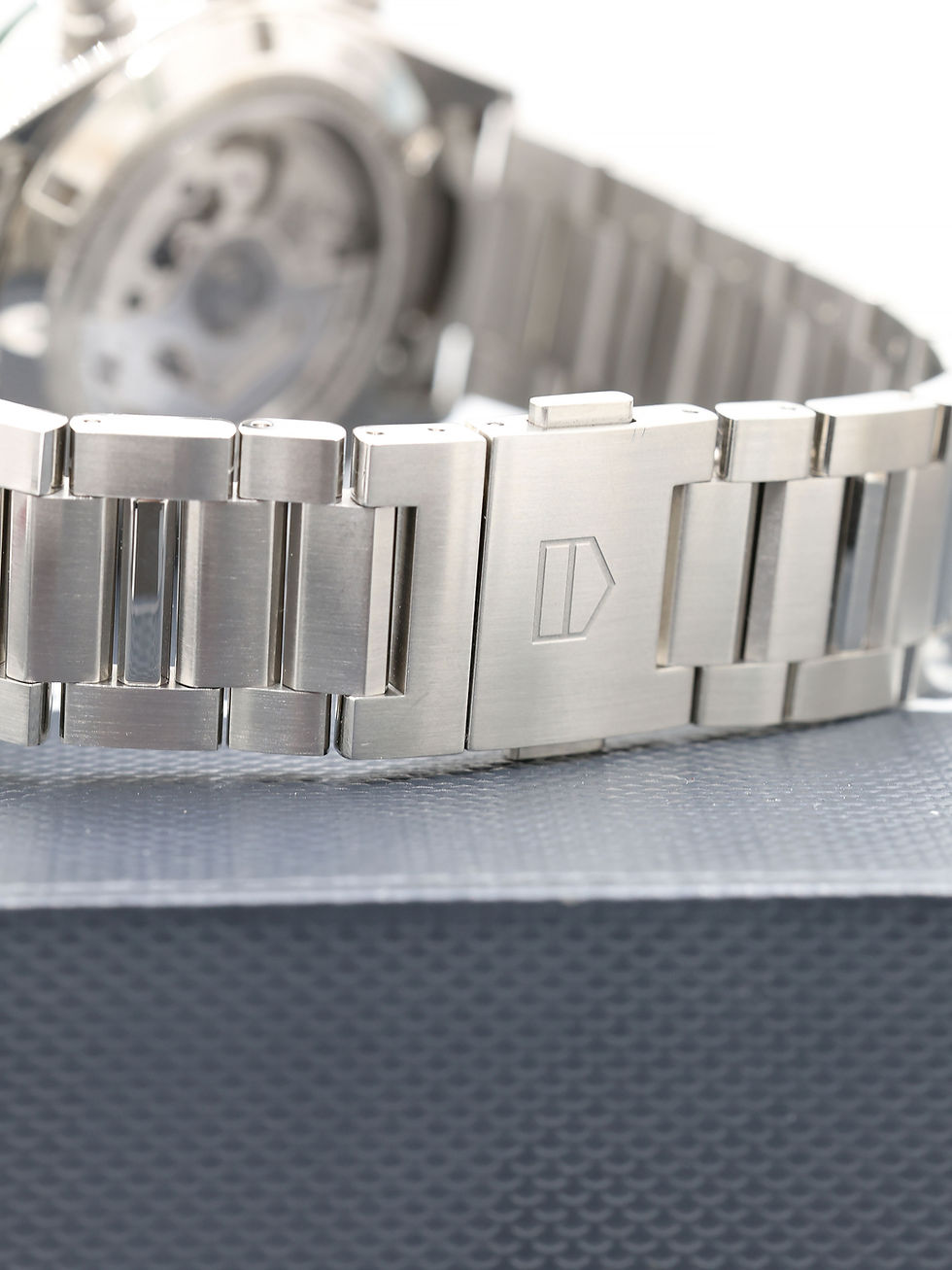 Thumbnail: Tag Heuer Carrera Chronograph Automatic 44 mm Skelton Back  CBN2A1N.BA0643