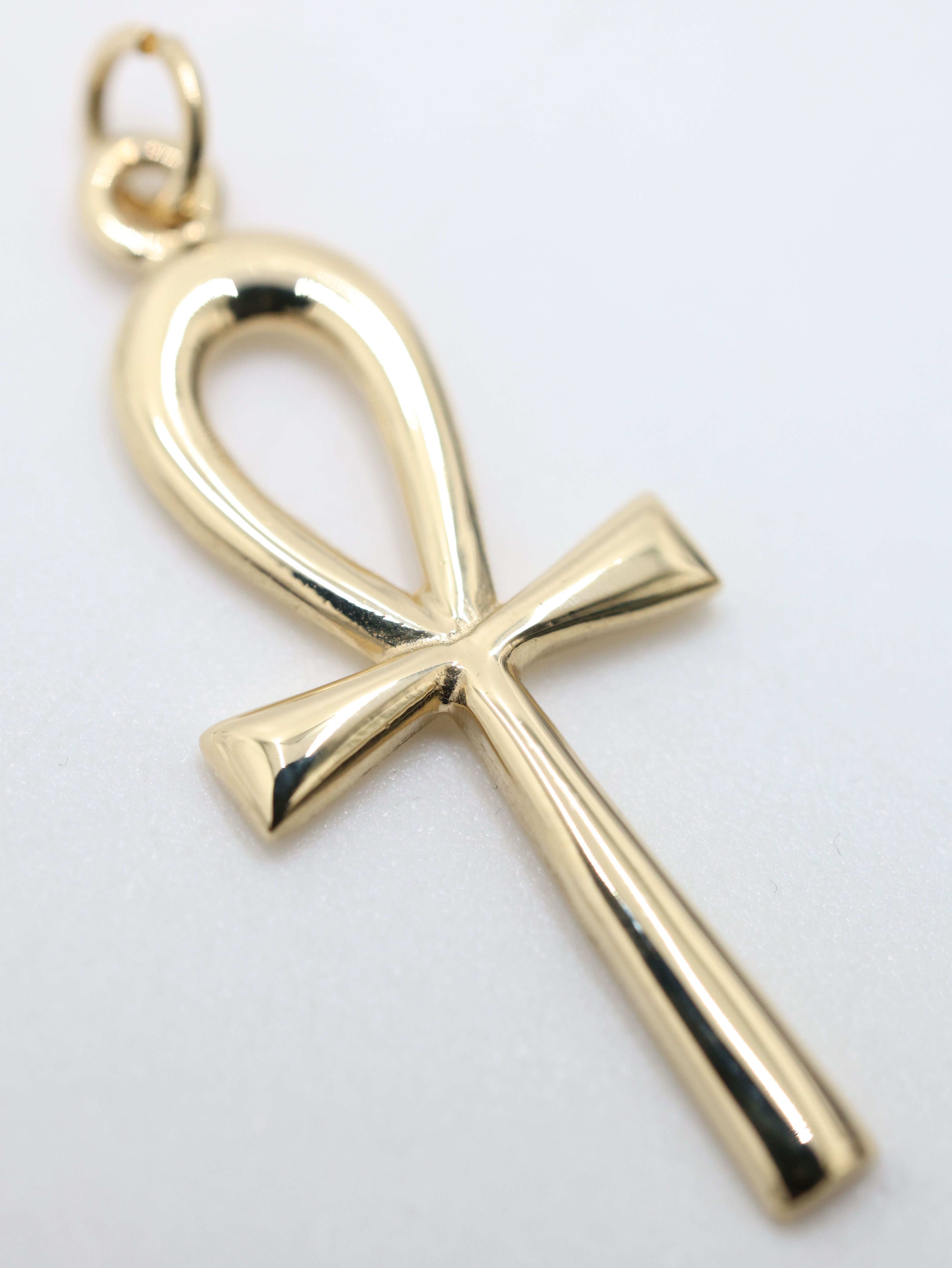 9ct Yellow Gold Ankh Cross Pendant