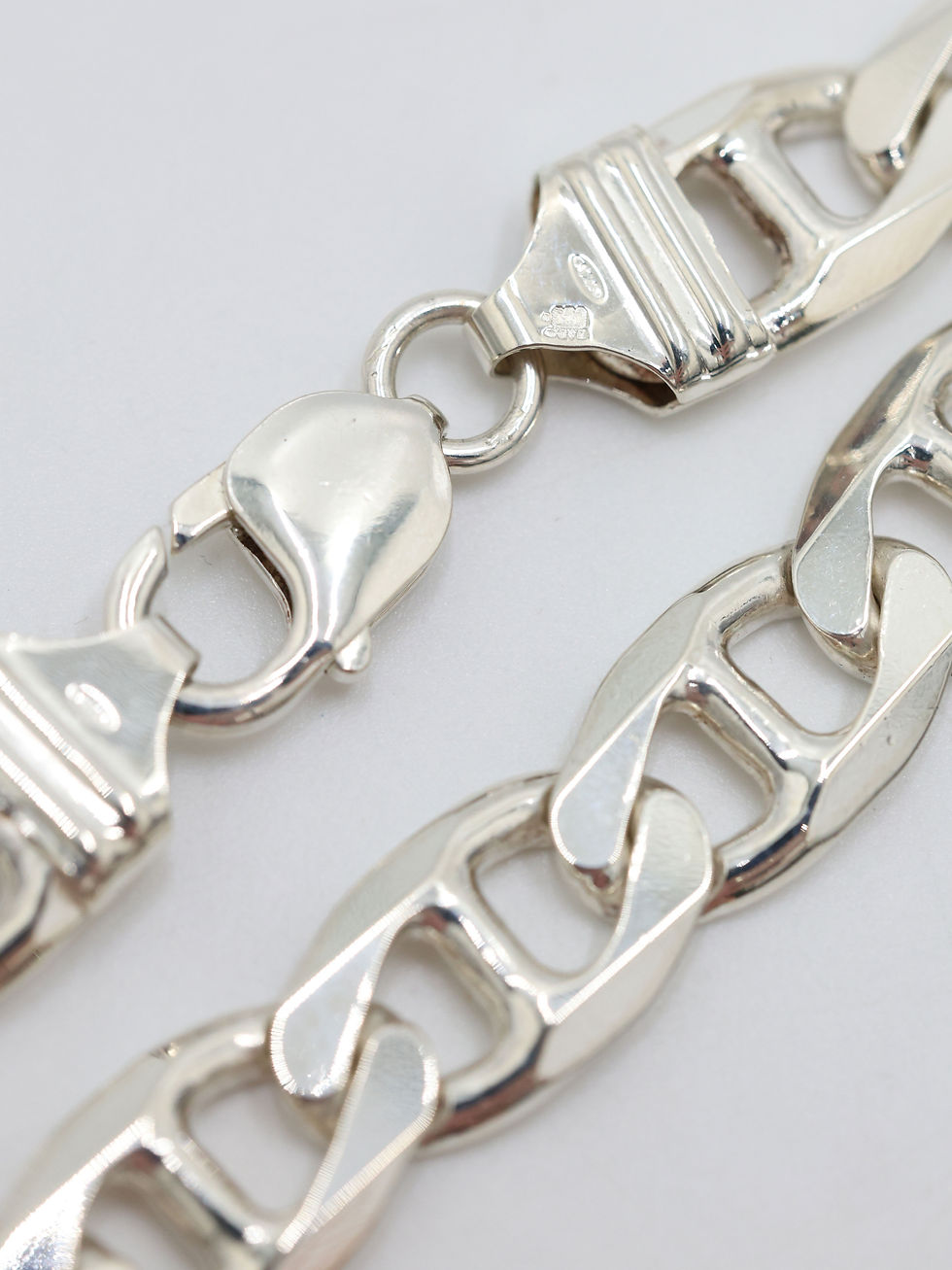 Thumbnail: Sterling Silver 925 Thick Marina Link Bracelet  8.5"
