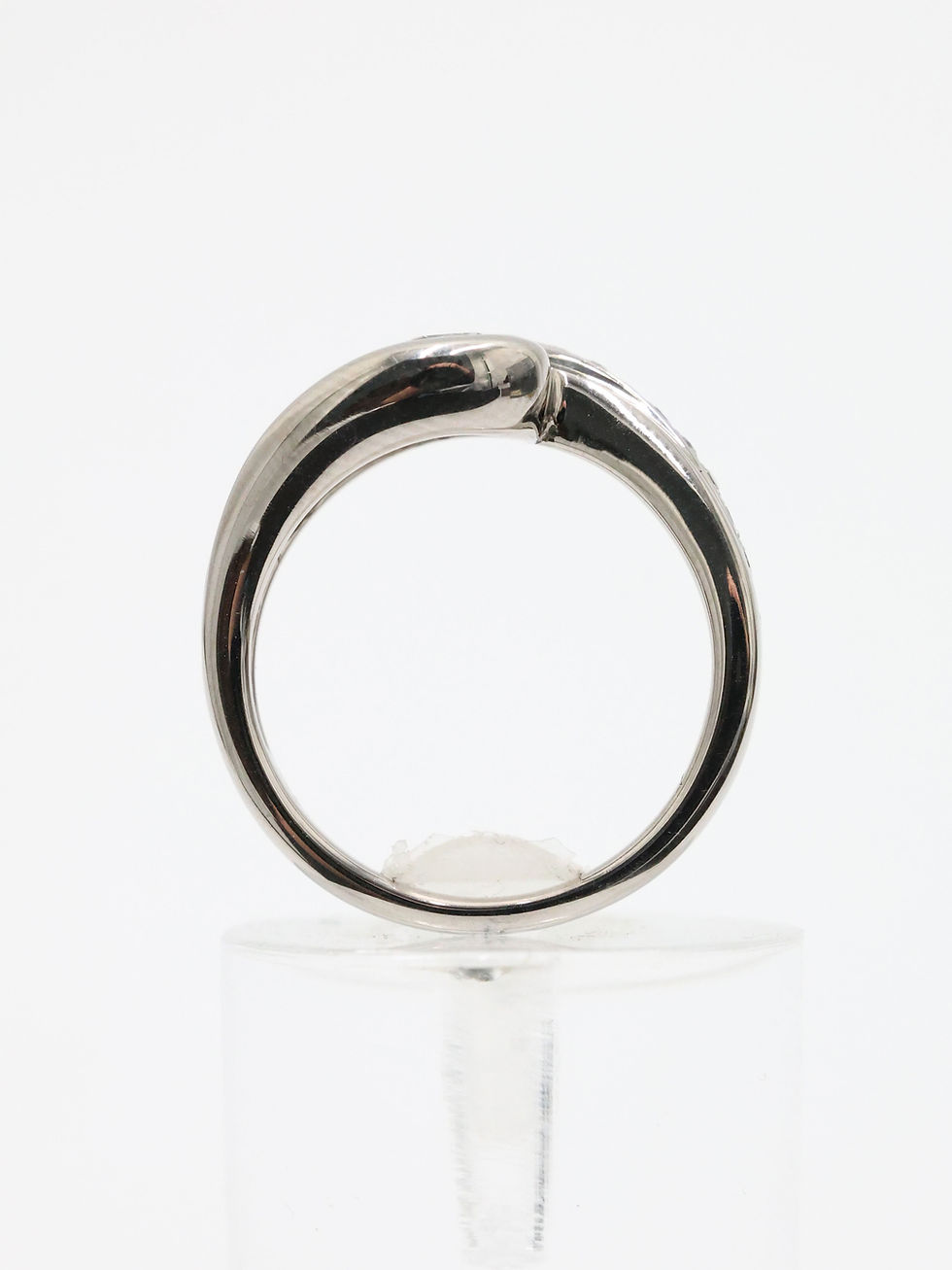 Thumbnail: 18ct White Gold 1.00 Carat Diamond Swirl Statement Ring