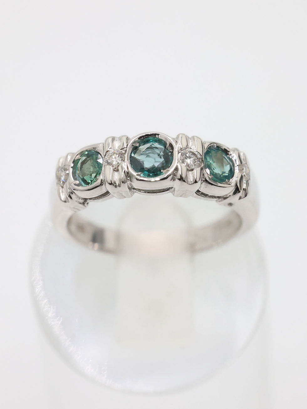 Thumbnail: 18ct White Gold Alexandrite & Diamond Trilogy Ring