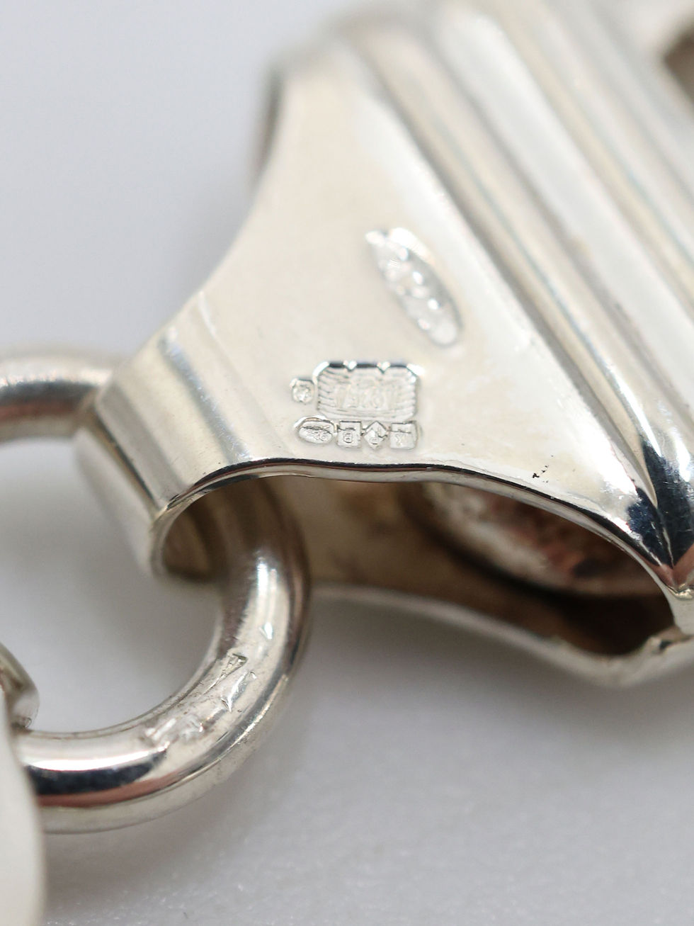 Thumbnail: Sterling Silver 925 Thick Marina Link Bracelet  8.5"
