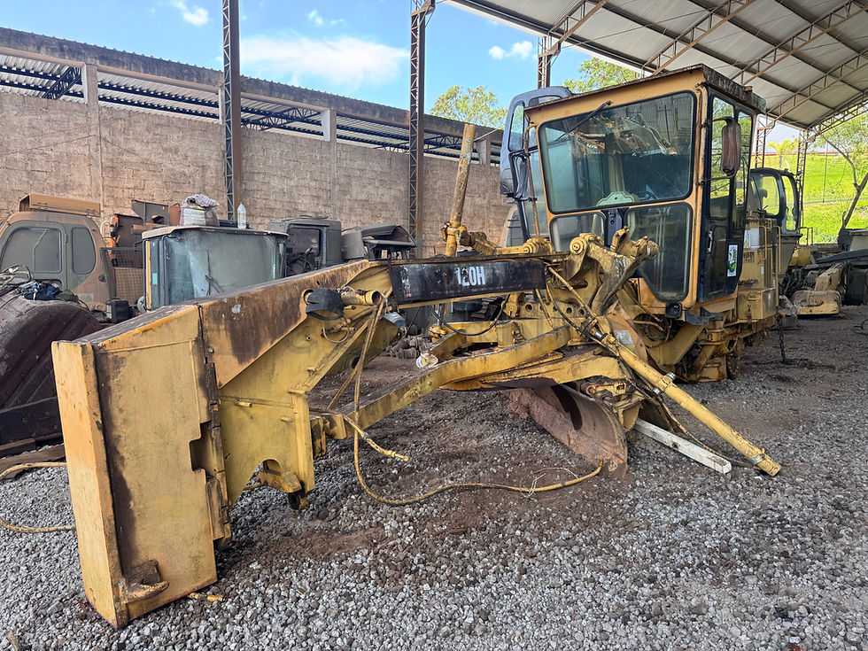 Miniatura: Motoniveladora Caterpillar 120H