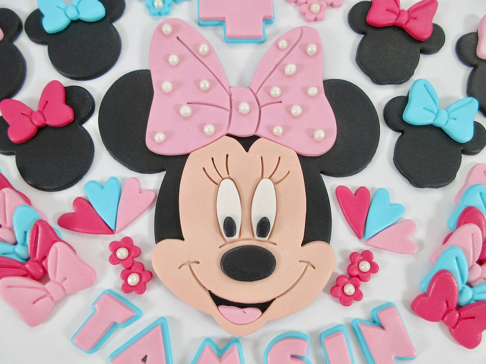 Fondant pink Minnie Mouse