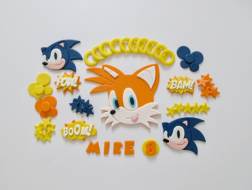 Sonic fondant cake topper Tails